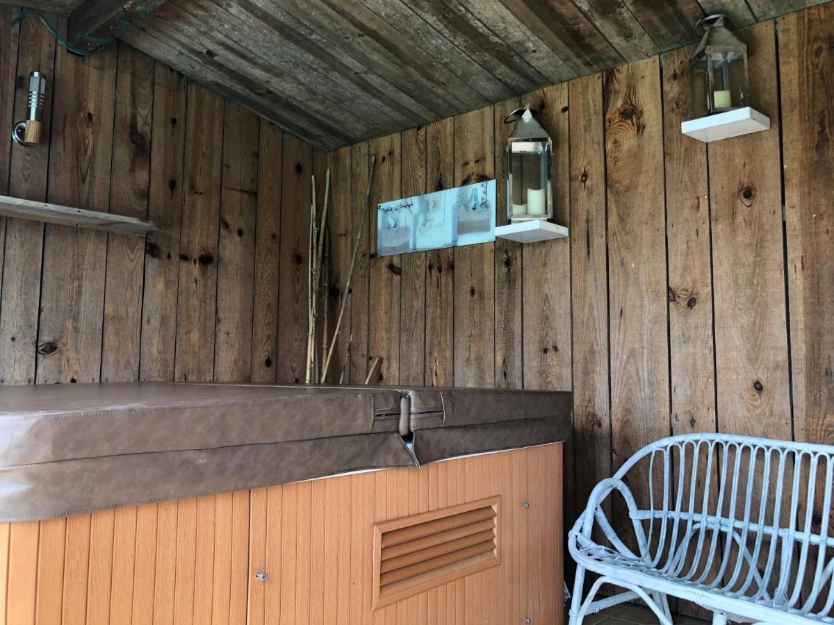 Chambre D'Hotes La Jonchere Les Herbiers Exterior foto