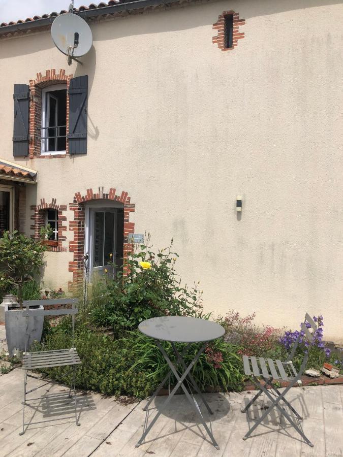 Chambre D'Hotes La Jonchere Les Herbiers Exterior foto